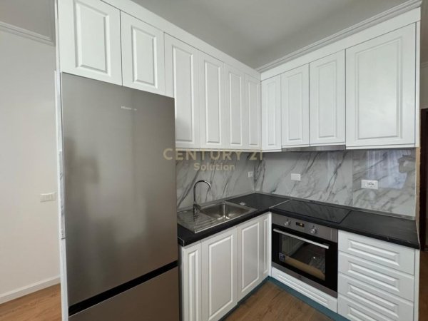 Tirane, jepet me qera apartament 1+1 Kati 3, 60 m² 500 € (Rr. Ndre Mjeda)