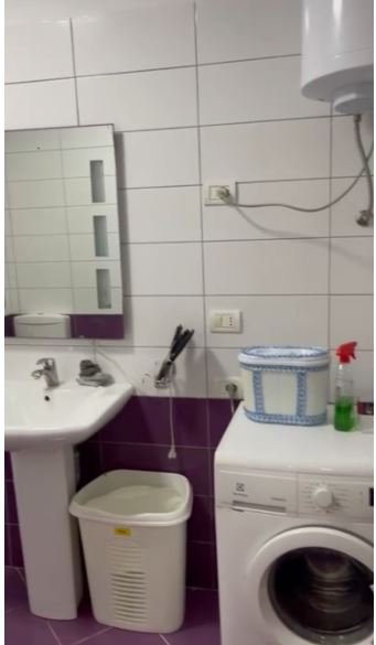 (JEPET ME QERA APARTAMENTI 2+1+2 NE ASTIR, Kati 8, 100 m² 550 €uro