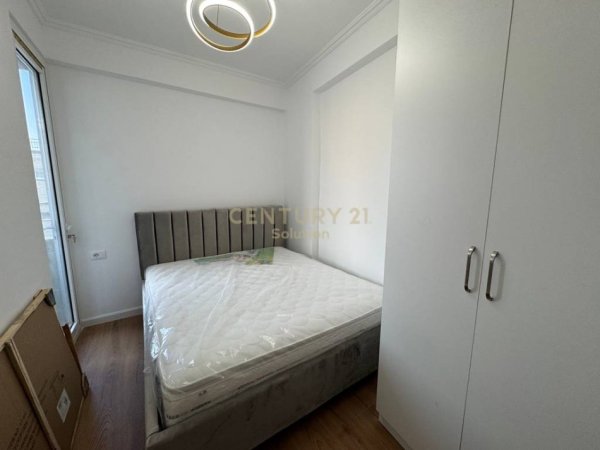 Tirane, jepet me qera apartament 1+1 Kati 3, 60 m² 500 € (Rr. Ndre Mjeda)