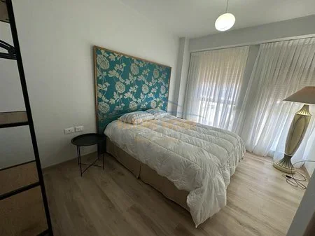 Tirane, jepet me qera apartament 2+1 Kati 4, 1.000 € 