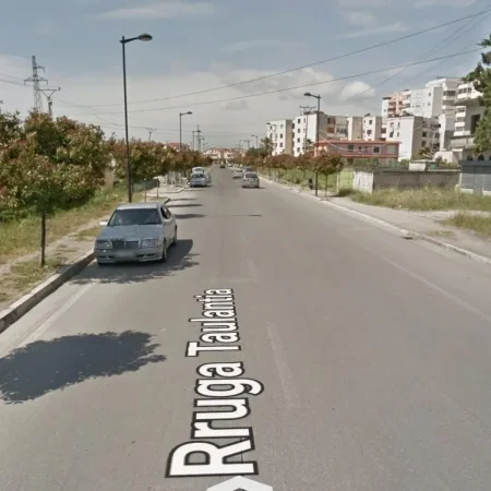 Kavaje, shitet truall , 815 m² 39.000 € (Kavaje,"Rruga Taulantia")