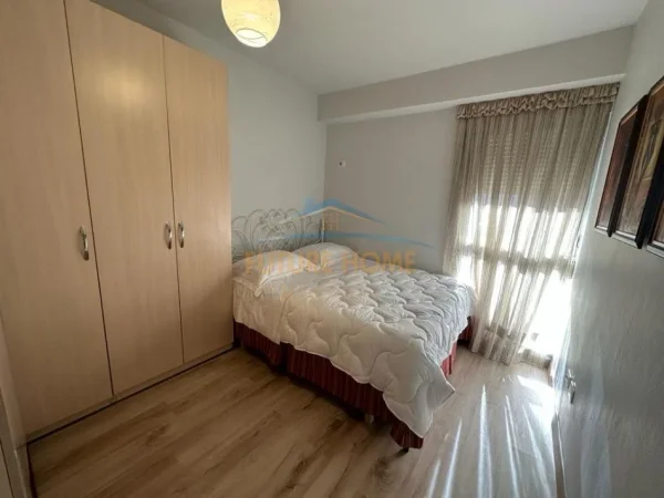 0683487469 Tirane, jepet me qera apartament 1+1 Kati 4, 80 m² 1.000 € (Kompleksi Delijorgji)