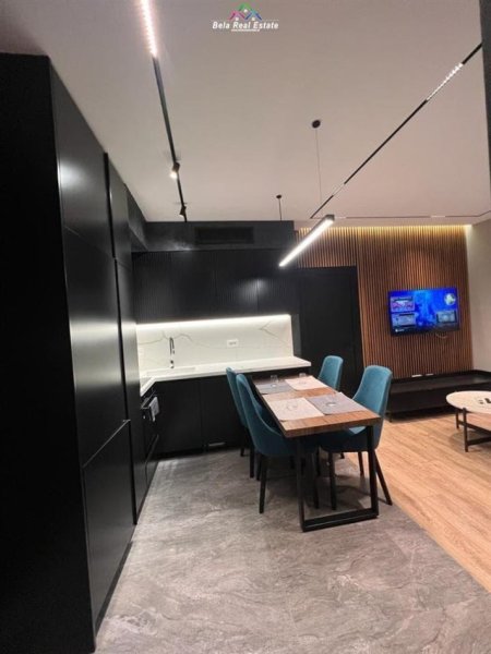 Tirane, jepet me qera apartament 2+1 Kati 4, 70 m² 1.350 € (Rruga e Barrikadave)
