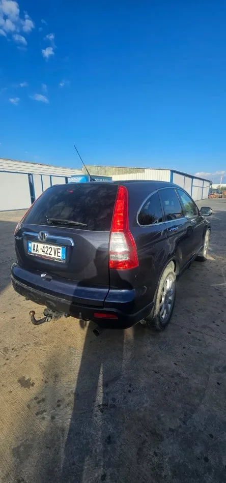 Vlore, shitet SUV SUPER OKAZION HONDA CR-V Benzin+Gaz, gri e erret automatik Kondicioner 315.000 km 5.300 €
