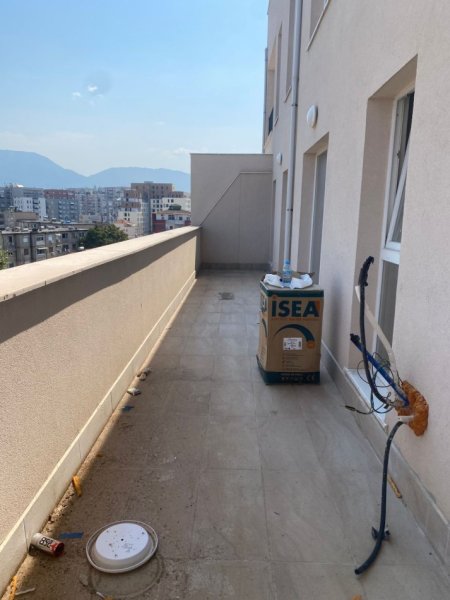Tirane, shitet apartament 1+1+Ballkon Kati 5, 73 m² 125.000 € 