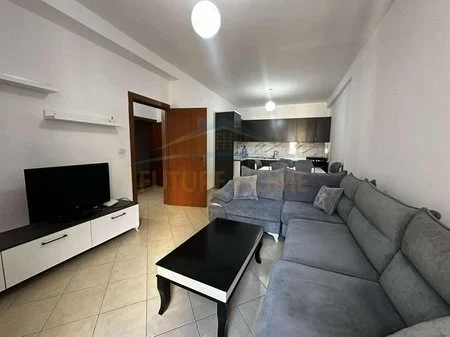 Tirane, jepet me qera apartament 1+1 Kati 6, 70 m² 400 € 