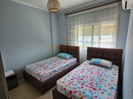 Tirane, jepet me qera apartament 2+1 Kati 3, 100 m² 750 € 