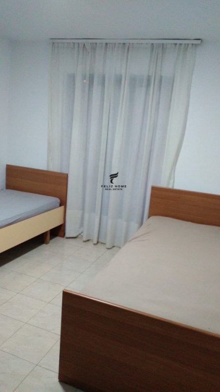 Tirane, jepet me qera apartament 1+1 Kati 5, 67 m² 500 € (VASIL SHANTO)
