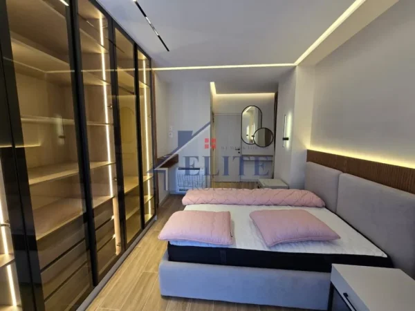 Tirane, jepet me qera apartament 1+1+Ballkon Kati 2, 75 m² 650 € (Astir)