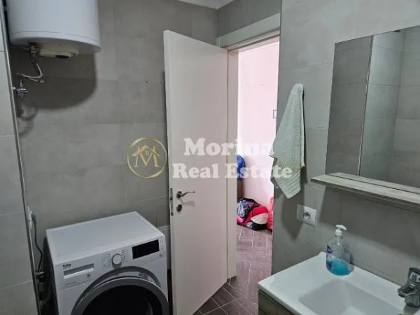 Tirane, jepet me qera apartament 2+1 Kati 8, 74 m² 1.000 € (Myslym Shyri)