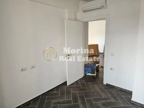Tirane, jepet me qera apartament 2+1 Kati 8, 74 m² 1.000 € (Myslym Shyri)