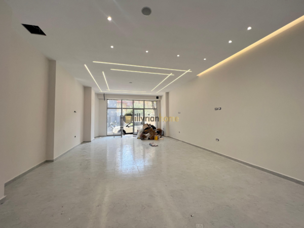 Tirane, jepet me qera ambjent biznesi Kati 0, 95 m² 800 € (Pazari i Ri, Tiranë)