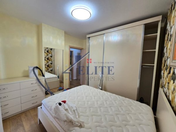 Tirane, jepet me qera apartament 2+1+Ballkon Kati 2, 100 m² 650 € (Kodra e Diellit)