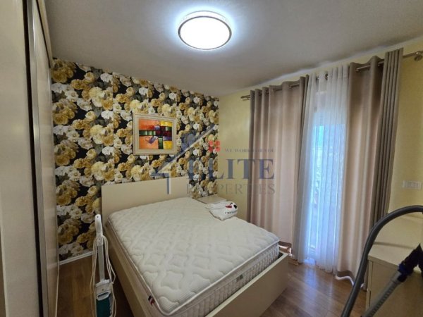 Tirane, jepet me qera apartament 2+1+Ballkon Kati 2, 100 m² 650 € (Kodra e Diellit)