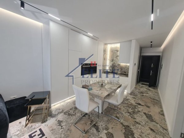 Tirane, jepet me qera apartament 1+1+Ballkon Kati 2, 80 m² 1.200 € (Liqeni i Thate)