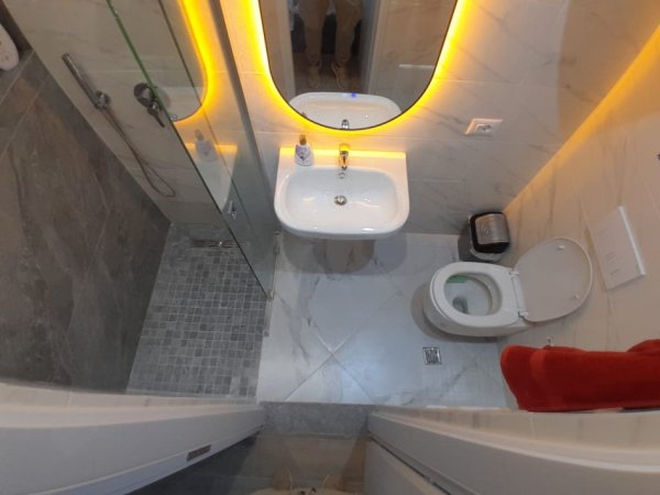 Tirane, jap me qera vetem 1 dhome 1+1+Ballkon Kati 9, 35 m² 40 € (Rr&quot;Muhamet Gjollesha&quot;)