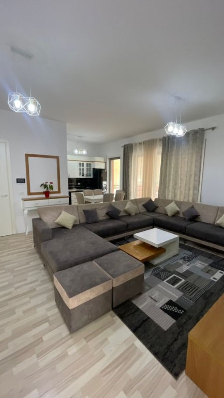Tirane, jepet me qera apartament 2+1 Kati 7, 122 m² 1.300 € (Delijorgj)