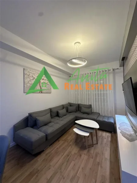 Tirane, jepet me qera apartament 2+1 Kati 5, 79 m² 550 € (Ali Demi)