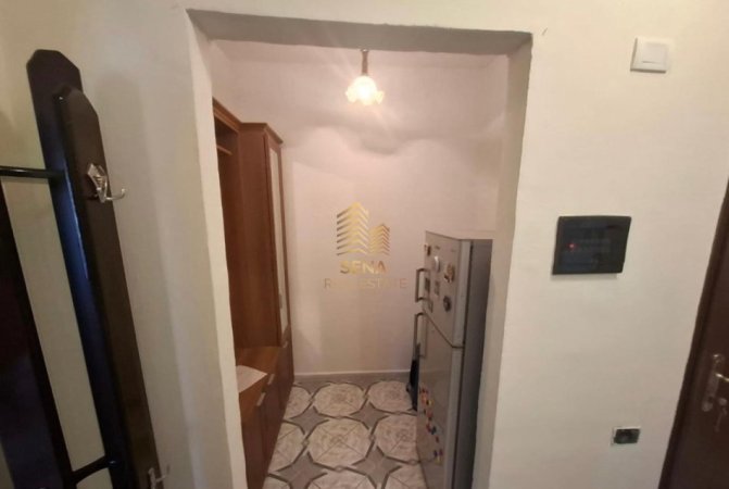 Tirane, jepet me qera apartament 1+1 Kati 4, 55 m² 350 € (Prane Shkollesh Gjon Buzuku)