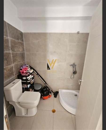 856de905-ab18-4dc8-b660-7131df1e5541.jpg