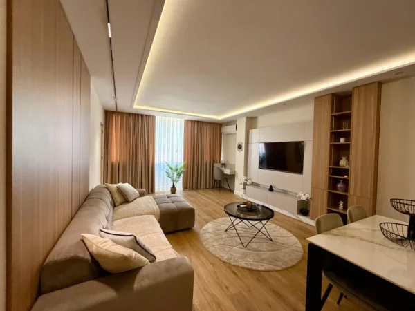 Tirane, shitet apartament 1+1 Kati 8, 78 m² (RRUGA KAVAJES)