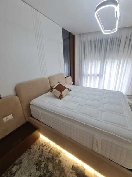 Tirane, jepet me qera apartament 1+1 Kati 4, 1.200 € 