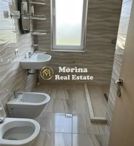 Tirane, shitet apartament 3+1+Ballkon Kati 2, 140 m² 280.000 € (Kinostudio)