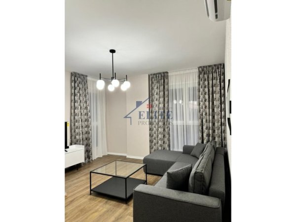 Tirane, jepet me qera apartament 2+1+Ballkon Kati 4, 100 m² 800 € (Don Bosko)