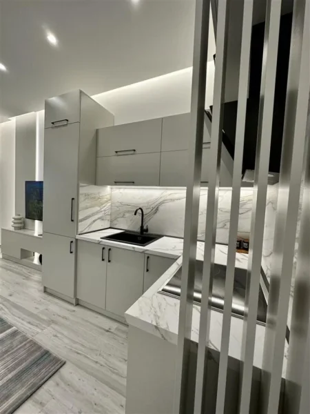 Tirane, shitet apartament 1+1+Ballkon Kati 1, 38 m² 85.000 € (LAPRAKE)