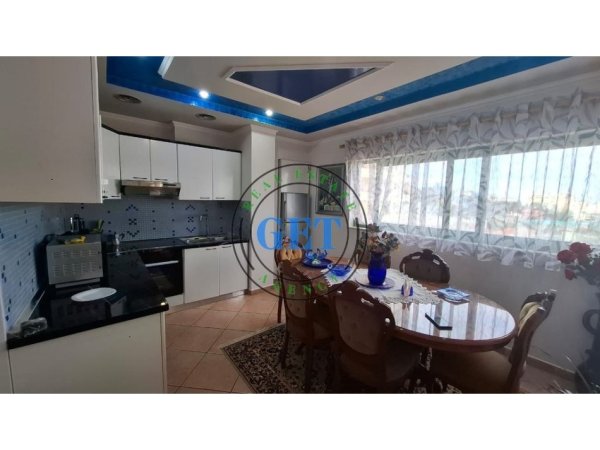 Durres, jepet me qera apartament 2+1+Ballkon Kati 1, 100 m² 600 € (Vollga)