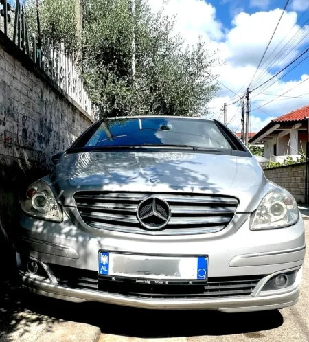Tirane, shes makine B-Class 1.8 Automat Nafte, gri metalizato automatik Kondicioner 2.800 €