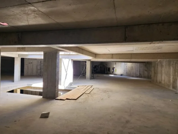 Tirane, shitet garazh | post parkimi Kati -2, 38 m² 