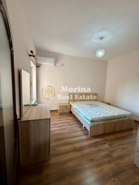 Tirane, jepet me qera apartament 1+1 Kati 4, 70 m² 650 € (Qender)
