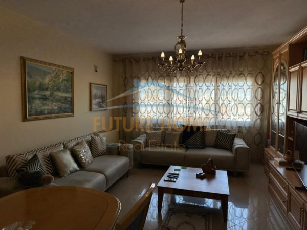 Tirane, shitet apartament 1+1 Kati 7, 77 m² 215.000 € (Ambasada Amerikane)