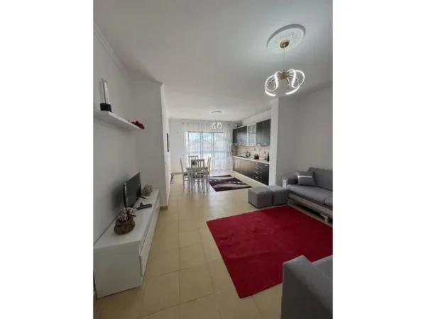 Tirane, shitet apartament 2+1+Ballkon Kati 4, 82 m² 129.000 € (Rruga e Dajtit)