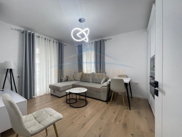 Tirane, jepet me qera apartament 2+1 Kati 3, 61 m² 600 € (Rruga Mine Peza)