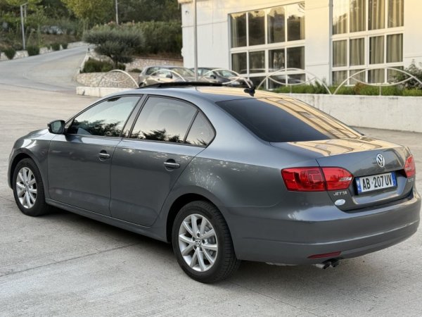 Vw Jetta 2.5 se Benzin+100%Gaz, Automatik