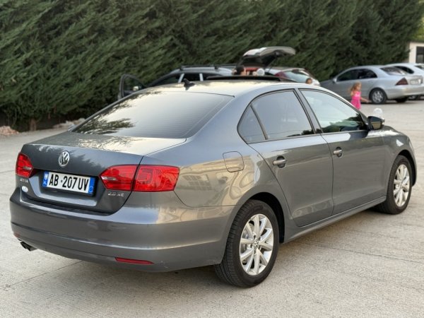 Vw Jetta 2.5 se Benzin+100%Gaz, Automatik