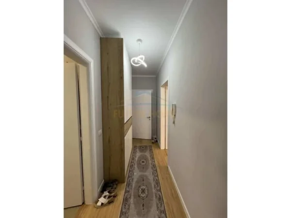 Tirane, shitet apartament 1+1+Ballkon Kati 6, 74 m² 125.000 € (Unaza e Re)