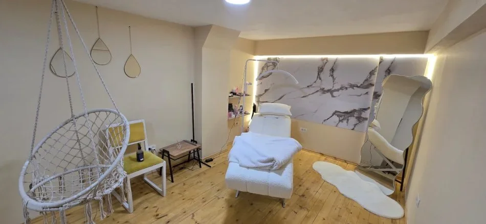 Tirane, jepet me qera dyqan Kati 0, 30 m² 300 € (Rruga Alajdin Frasheri)