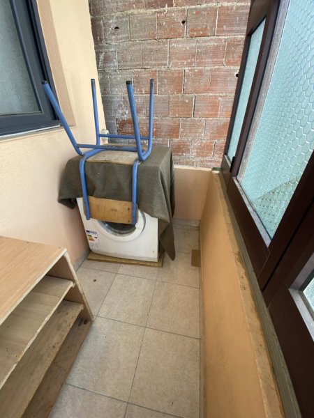 🏡 Jepet Garsioniere me Qera mbi Kompleksin Grand, Tiranë
