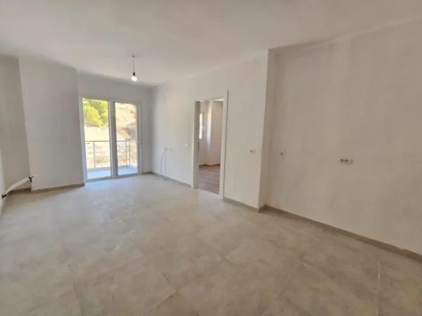 Sarande, shitet apartament 1+1 Kati 5, 54 m² 81.000 € 