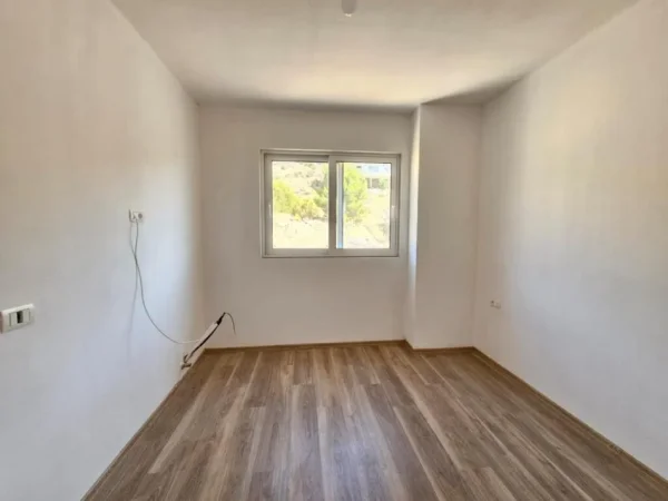 Sarande, shitet apartament 1+1 Kati 5, 54 m² 81.000 € 