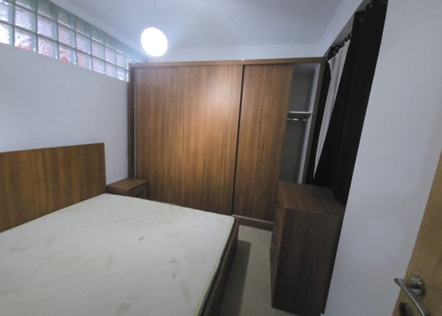 Tirane, jepet me qera apartament 2+1 Kati 2, 60 m² 500 € (Bill Klinton)