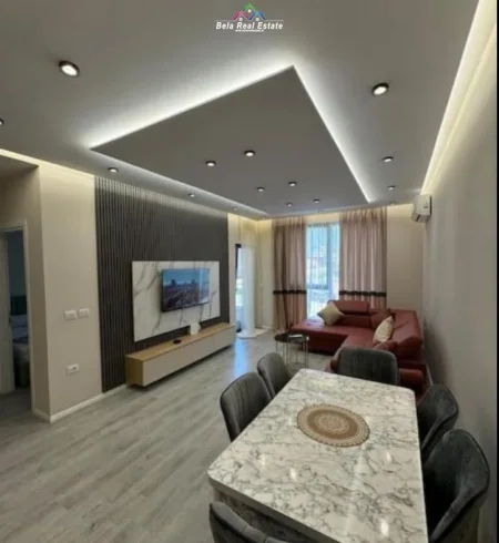 Tirane, jepet me qera apartament 2+1+Ballkon Kati 1, 100 m² 700 € (marie kraja)