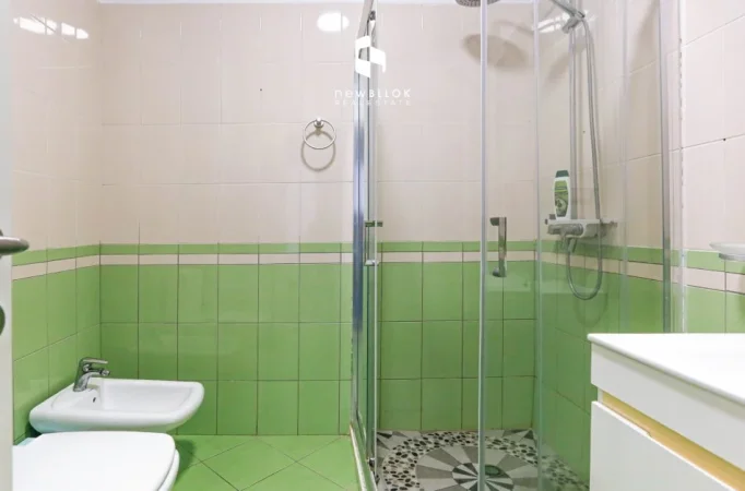 ✨Me Qera: Apt 1+1 Modern & i Dizenjuar me Arkitekt 📍( Yzberisht - Eco Market ) k.7, Pllt i Ri |