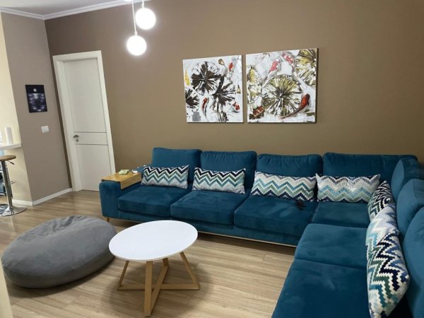 Tirane, shes apartament 2+1+Ballkon Kati 5, 107 m² 158.000 € (Rruga Loni Ligori)