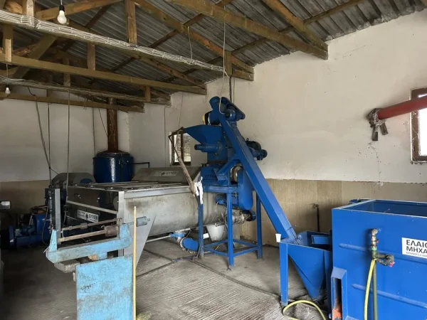 Mallakaster, shes Fabrik Vaji 60.000 €