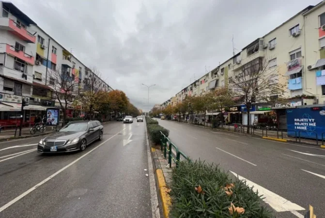 SHITET DYQAN , 34 m² PRANE 21 DHJETORIT  290.000 €