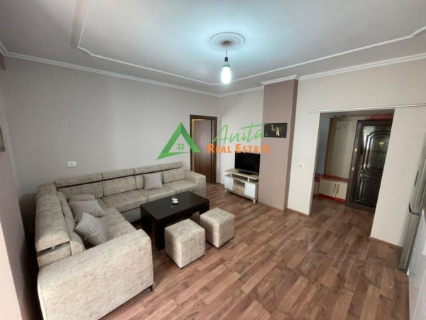 Tirane, jepet me qera apartament 2+1+Ballkon Kati 2, 115 m² 60,000 Lek(Don Bosko)